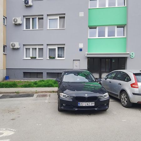 Orhideja Osijek Appartement Buitenkant foto